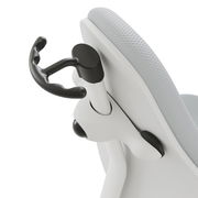 Detailansicht eines Jugenddrehstuhls mit ergonomischem Design und verstellbarer Rückenlehne.