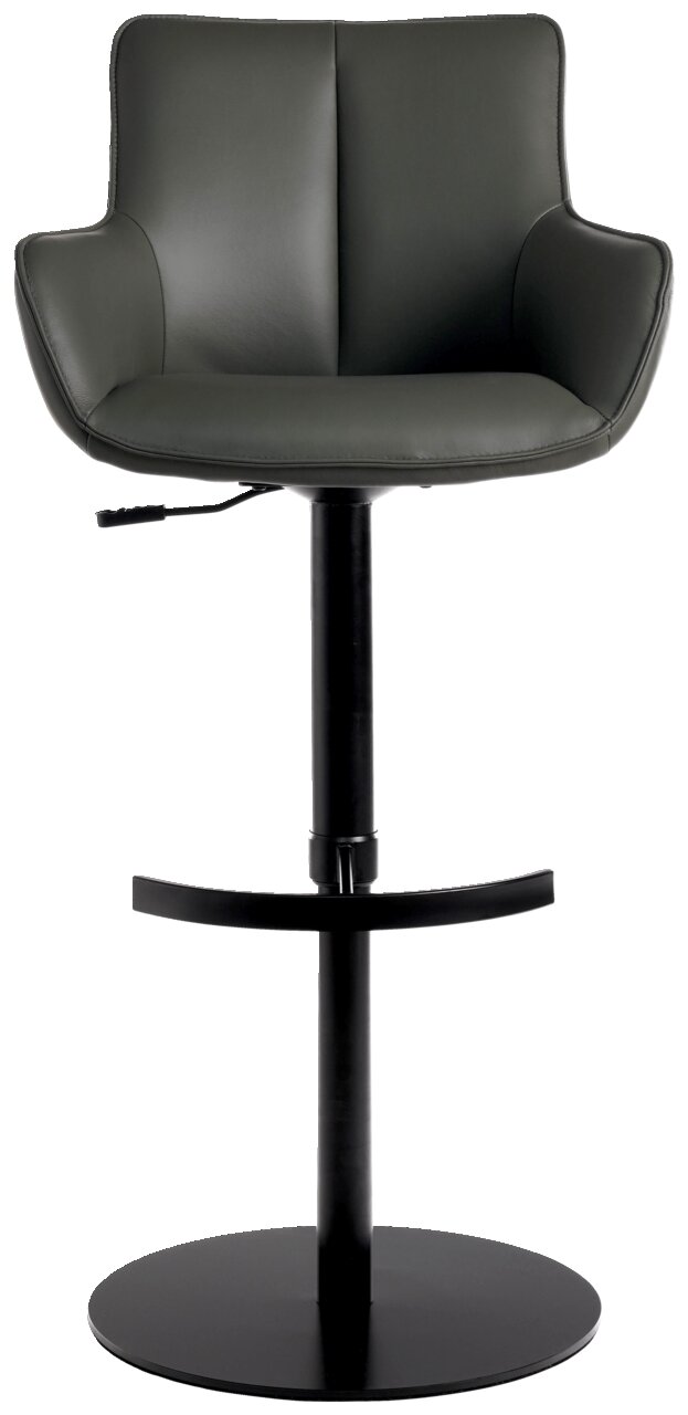 Moderner Barhocker YUKI in dunklem Leder mit Armlehnen, schwarzem Standfuß und Fußstütze, Frontalansicht.