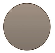 Runder Spiegel mit einem Durchmesser von 96 cm, aus Glas, in einer frontalen Perspektive.