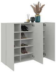 Moderner Hängeschuhschrank in Weiß mit offenen und geschlossenen Fächern, dekoriert mit Vase und Duftstäbchen, Perspektive von vorne.