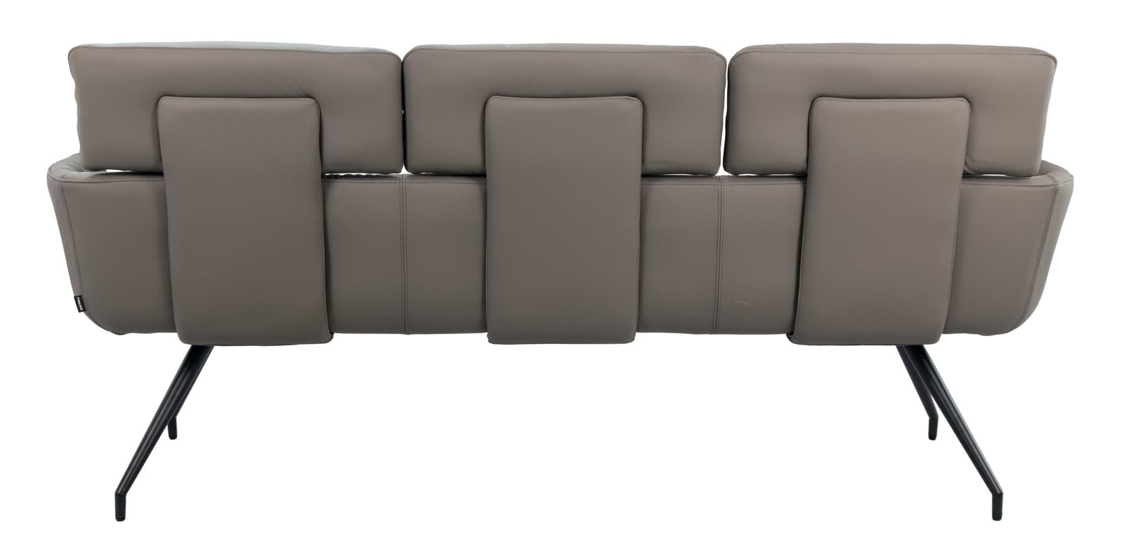 Rückansicht einer modernen Sitzbank mit drei gepolsterten Rückenkissen und schlanken Metallbeinen.