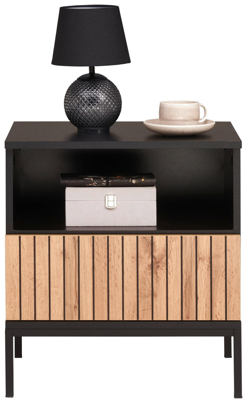 Nachtkommode mit schwarzer Tischlampe und Tasse, Frontansicht