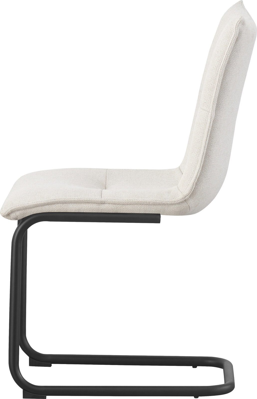 Seitenansicht eines modernen Freischwinger-Stuhls mit hellbeigem Stoffbezug und schwarzem Metallgestell vor weißem Hintergrund