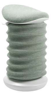 Actieve stoel in zijaanzicht met een golvende, groene stoffen bekleding en een witte voet.