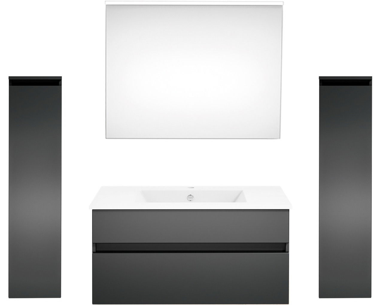 Moderne Badkombination mit zwei hohen, schwarzen Schränken, einem weißen Waschbecken mit Unterschrank und einem großen Spiegel, frontal betrachtet.