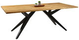 Moderner Esstisch mit Holzplatte und schwarzen Metallbeinen, seitliche Perspektive