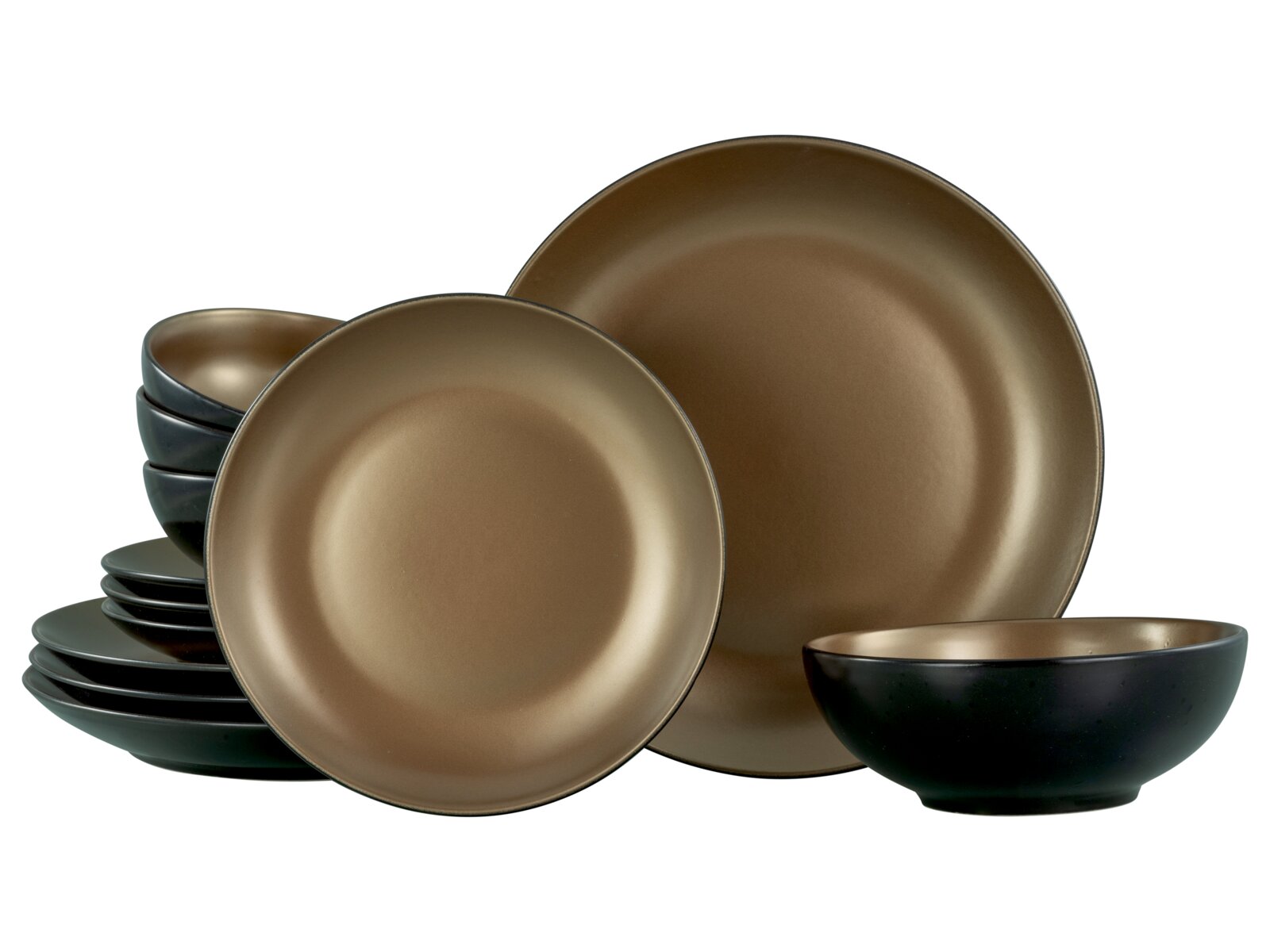 Modernes Geschirrset mit Tellern und Schalen in Bronze/Gold innen und mattschwarz außen, frontal in leichter Schrägansicht vor weißem Hintergrund