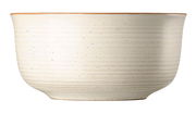 Seitliche Ansicht einer 15 cm großen, cremefarbenen Müslischale mit feiner Rillenstruktur.