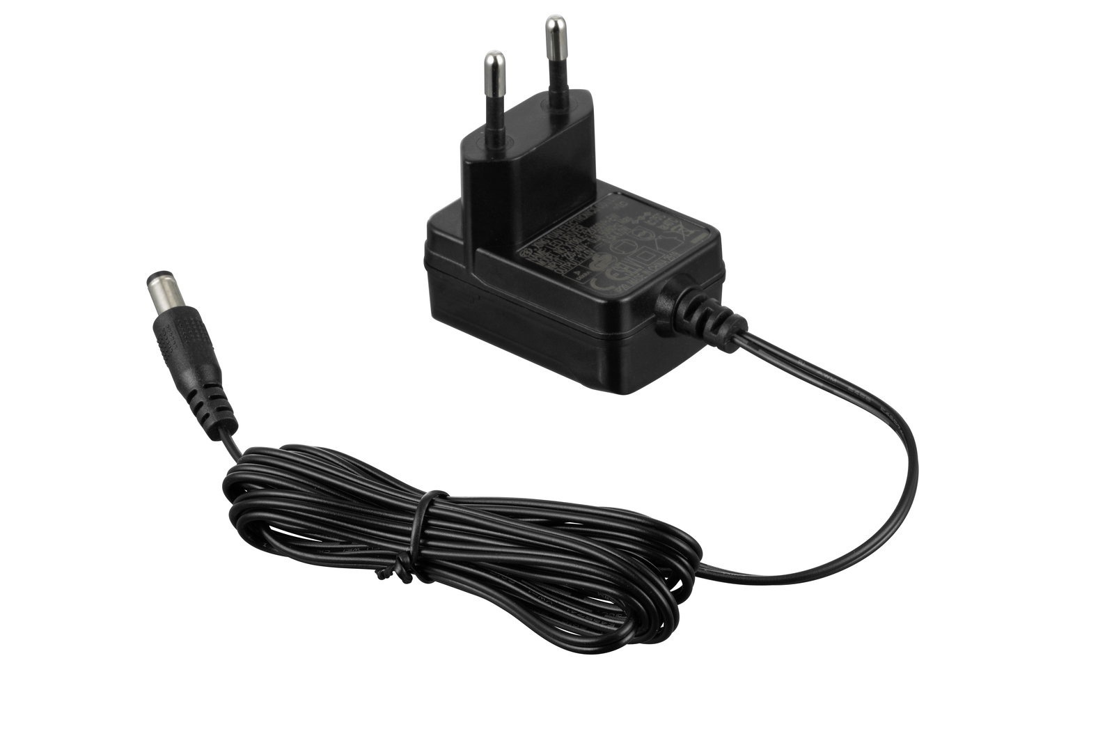 Schwarzes Netzteil mit Kabel, seitliche Perspektive