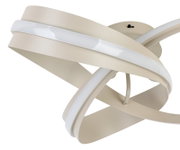 Moderne led-plafondlamp met een gebogen vormgeving, gezien vanaf de zijkant
