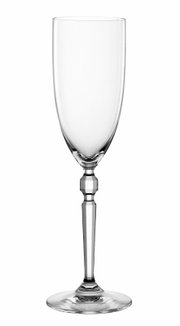 Transparentes, hohes Sekt-/Champagnerglas mit langem Stiel und facettiertem Mittelteil, freigestellt auf weißem Hintergrund, Frontansicht.