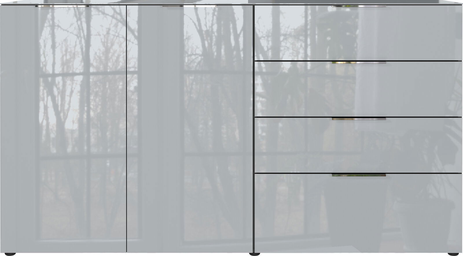XL-Sideboard in moderner Hochglanzoptik, frontal abgebildet vor einem Fenster.