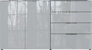 XL-Sideboard in moderner Hochglanzoptik, frontal abgebildet vor einem Fenster.