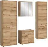 Badezimmermöbel-Set aus Holz in Frontansicht, bestehend aus zwei hohen Schränken, einem Spiegelschrank und einem Waschtischunterschrank.