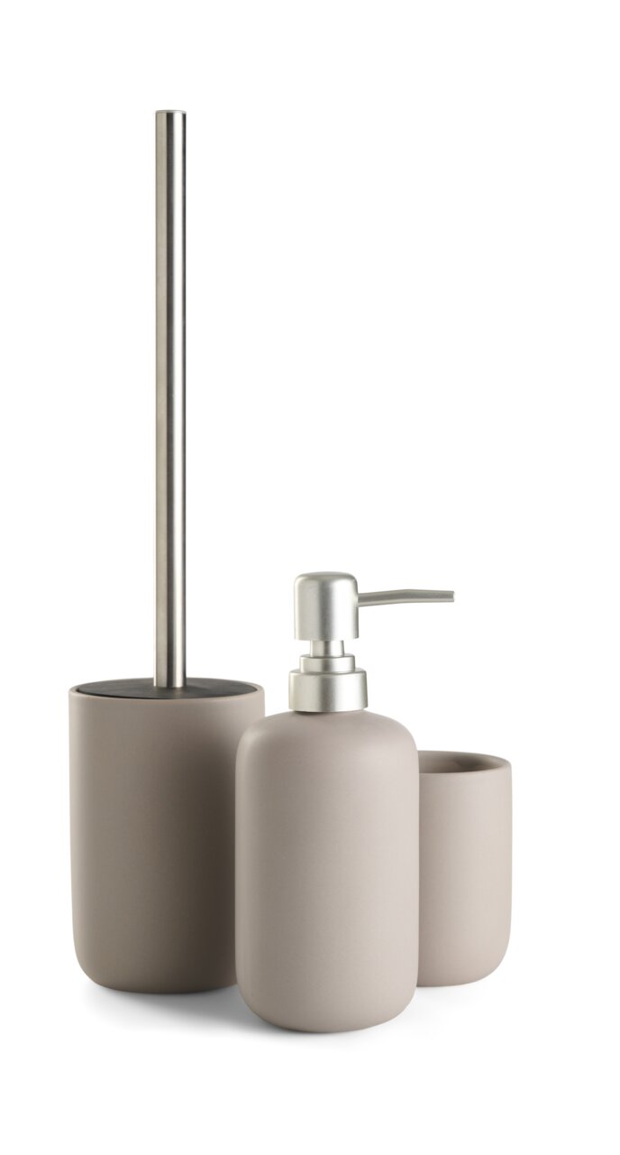 Modernes dreiteiliges Badset in neutralen Farben, bestehend aus Seifenspender, Zahnbürstenhalter und Toilettenbürste, seitliche Perspektive.