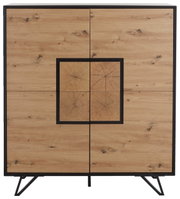 Frontale Ansicht eines Highboards aus Holz mit markanter quadratischer Musterung in der Mitte und schwarzen Metallbeinen.
