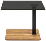 Moderner Beistelltisch mit schwarzer Glasplatte, schwarzem Metallgestell und Holzfuß, seitliche Perspektive