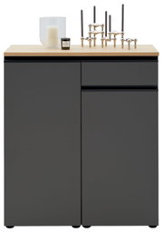 Frontale Ansicht einer modernen Kombi-Kommode in Dunkelgrau mit Holzplatte, dekoriert mit Kerzen und einem Kerzenhalter.