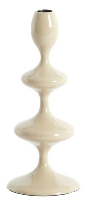 Eleganter, cremefarbener Kerzenständer mit geschwungenem Design, seitliche Perspektive.