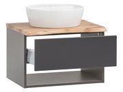 Waschtisch-Set mit weißem Aufsatzwaschbecken auf einer Holzplatte und grauem Unterschrank, seitliche Perspektive