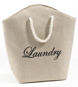 Beiger Wäschesack mit der Aufschrift 'Laundry' und einem Seilgriff, Vorderansicht
