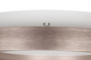 Nahaufnahme einer LED-Deckenleuchte mit modernem Design, seitliche Perspektive