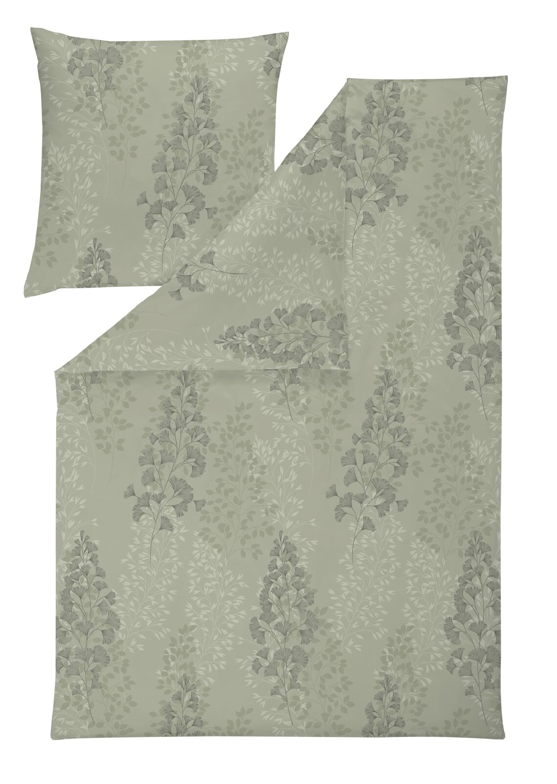 Bettwäsche-Set in Salbeigrün mit elegantem Blätter- und Ginkgomuster, aus leicht erhöhter Frontalperspektive mit Kissenbezug und teilweise umgeschlagener Bettdecke dargestellt