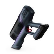 Moderner Bodenstaubsauger Expert 6.60 E in seitlicher Perspektive mit ergonomischem Griff und schlankem Design.