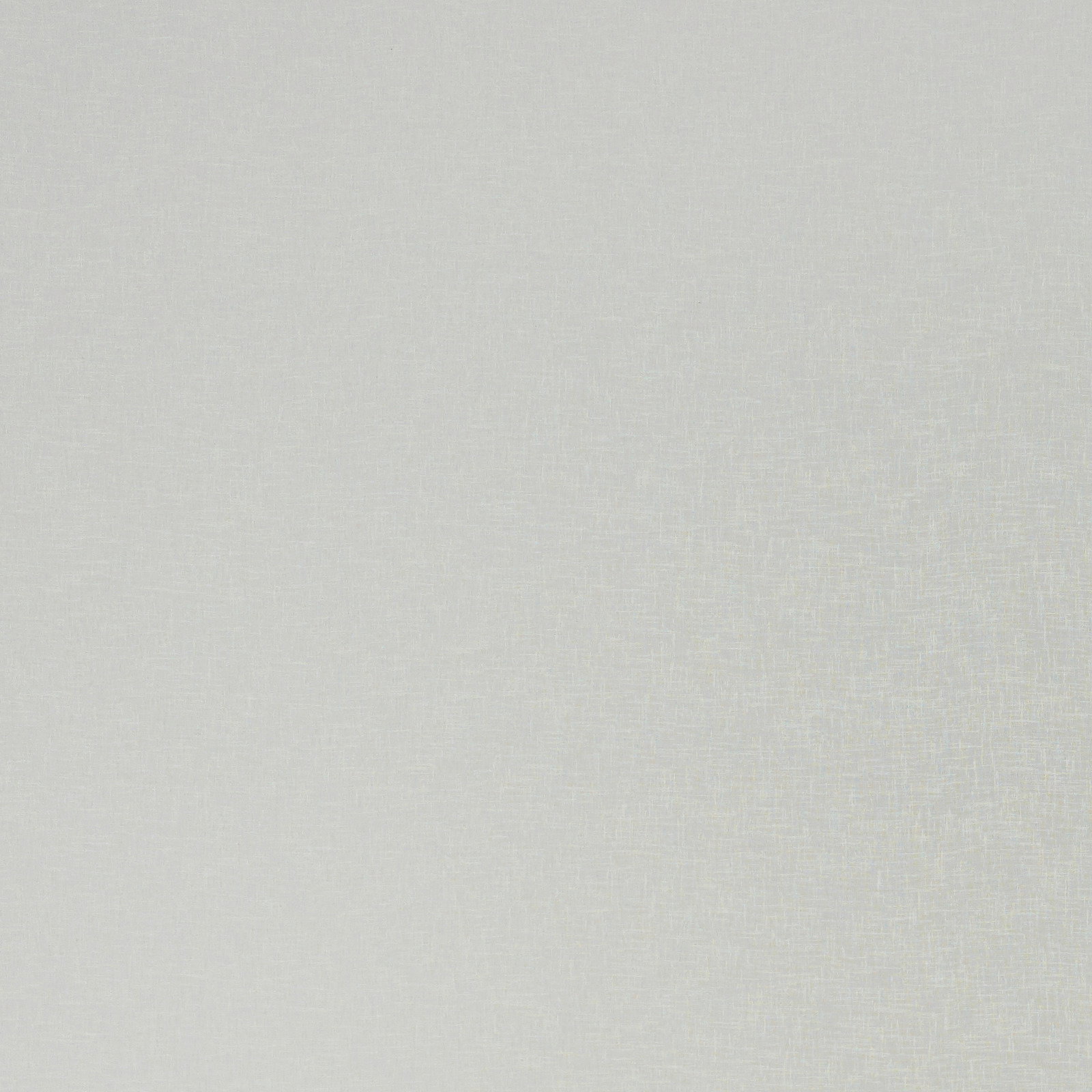 Nahaufnahme eines weißen Fertigvorhangs mit feiner Textur.