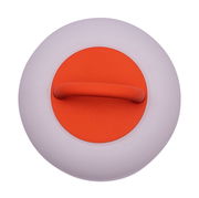 Ansicht von oben auf einen runden, orangefarbenen Griff in einem weißen Rahmen.