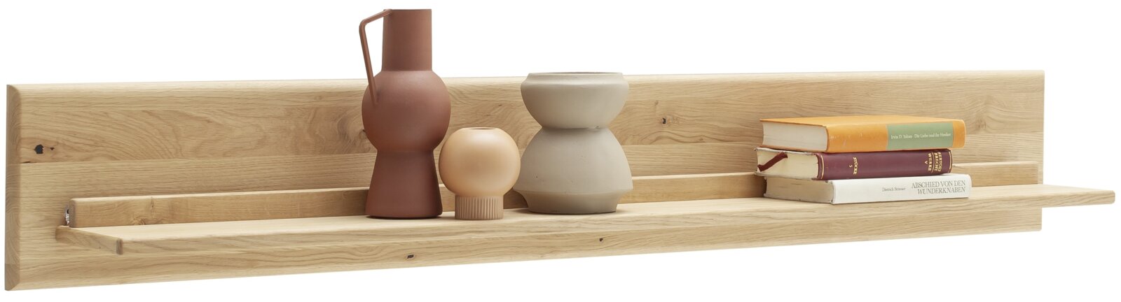 Houten wandplank met decoraties zoals vazen en boeken, zijaanzicht