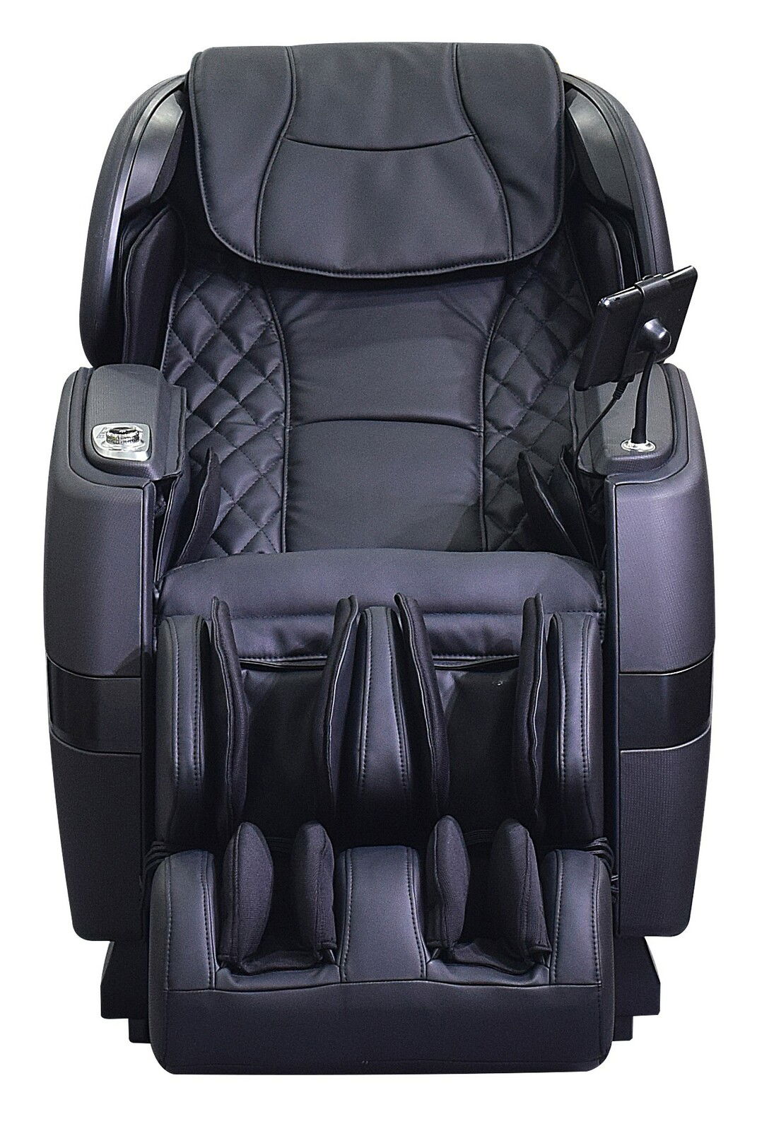 Schwarzer Massagesessel mit luxuriöser Polsterung und integrierter Steuerung, Frontalansicht