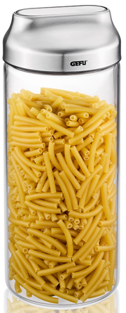 Vorratsdose aus Glas mit Edelstahl-Deckel, gefüllt mit Nudeln, aus der Frontalperspektive.