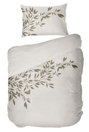 Bettwäsche-Set mit Blattmuster in Beige, bestehend aus einem Kissenbezug und einem Bettdeckenbezug, aus der Vogelperspektive.