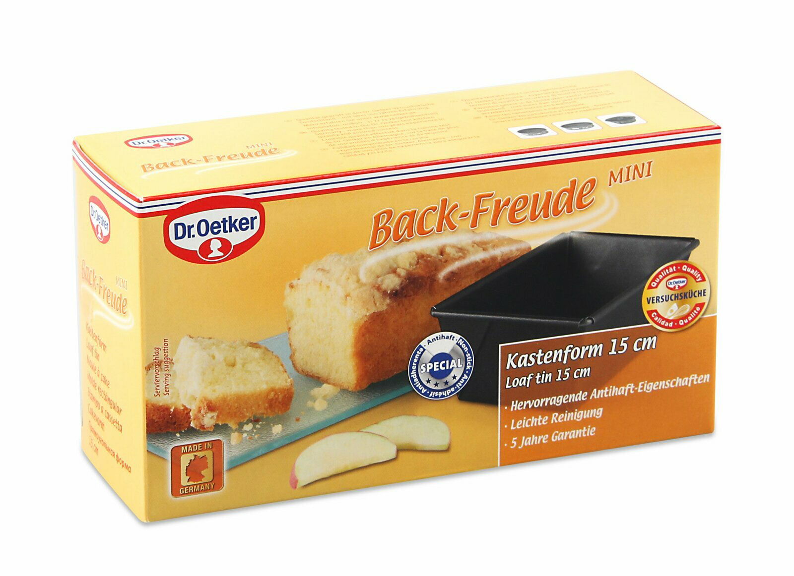 Verpackung der Dr. Oetker Back-Freude Mini Kastenform 15 cm, schräg von vorne fotografiert, mit Abbildung eines gebackenen Kuchens und der Kastenform.