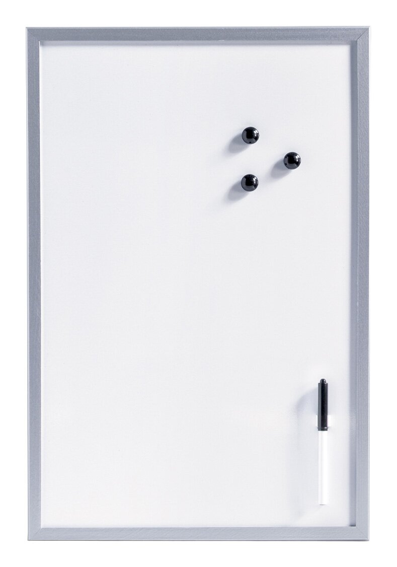 Magnet-Schreibtafel aus Metall mit drei schwarzen Magneten und einem schwarzen Stift, frontal abgebildet.
