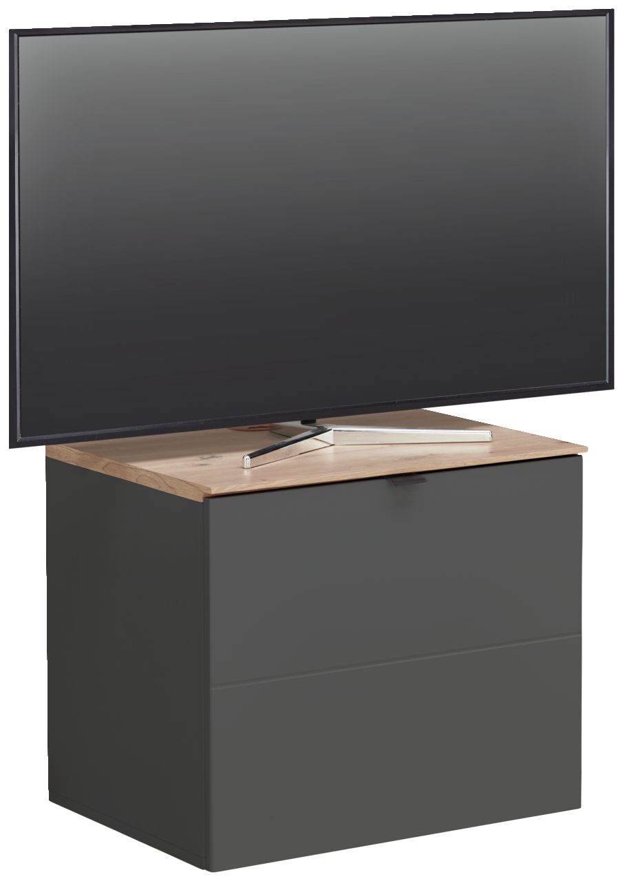 TV-Lowboard in dunklem Design mit Holzoberfläche, frontal betrachtet, mit einem großen Fernseher darauf.
