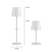 Twee witte BOTERIA-tafellampen op accu in verschillende hoogtes, gezien vanaf de voorkant. De ene lamp is 37 cm hoog, de andere 23 cm; beide hebben een diameter van 11 cm.