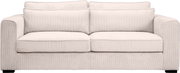 Beiges 2-Sitzer-Sofa mit Cordbezug, breiten Armlehnen und zwei großen Rückenkissen, frontal von vorne freigestellt auf weißem Hintergrund