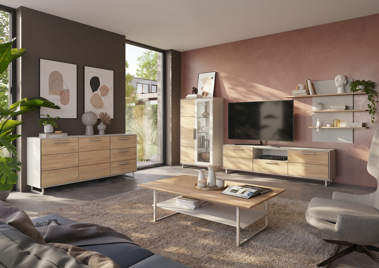 Modernes Wohnzimmer mit Sideboard in Holzoptik, frontal betrachtet, umgeben von stilvollen Dekorationen und Möbeln.
