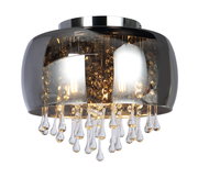 Moderne Deckenleuchte mit rauchgrauem Schirm und hängenden Kristallanhängern, seitliche Perspektive