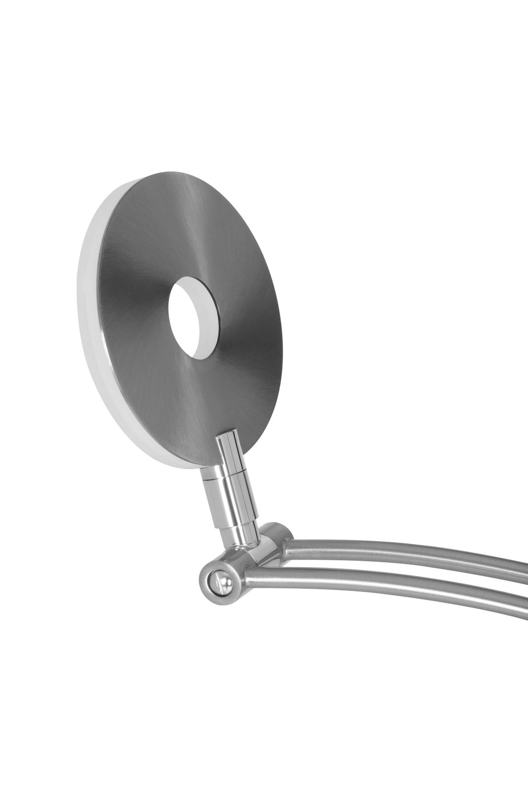 Nahaufnahme eines modernen LED-Deckenfluters mit rundem, silbernem Lampenkopf und verstellbarem Arm.