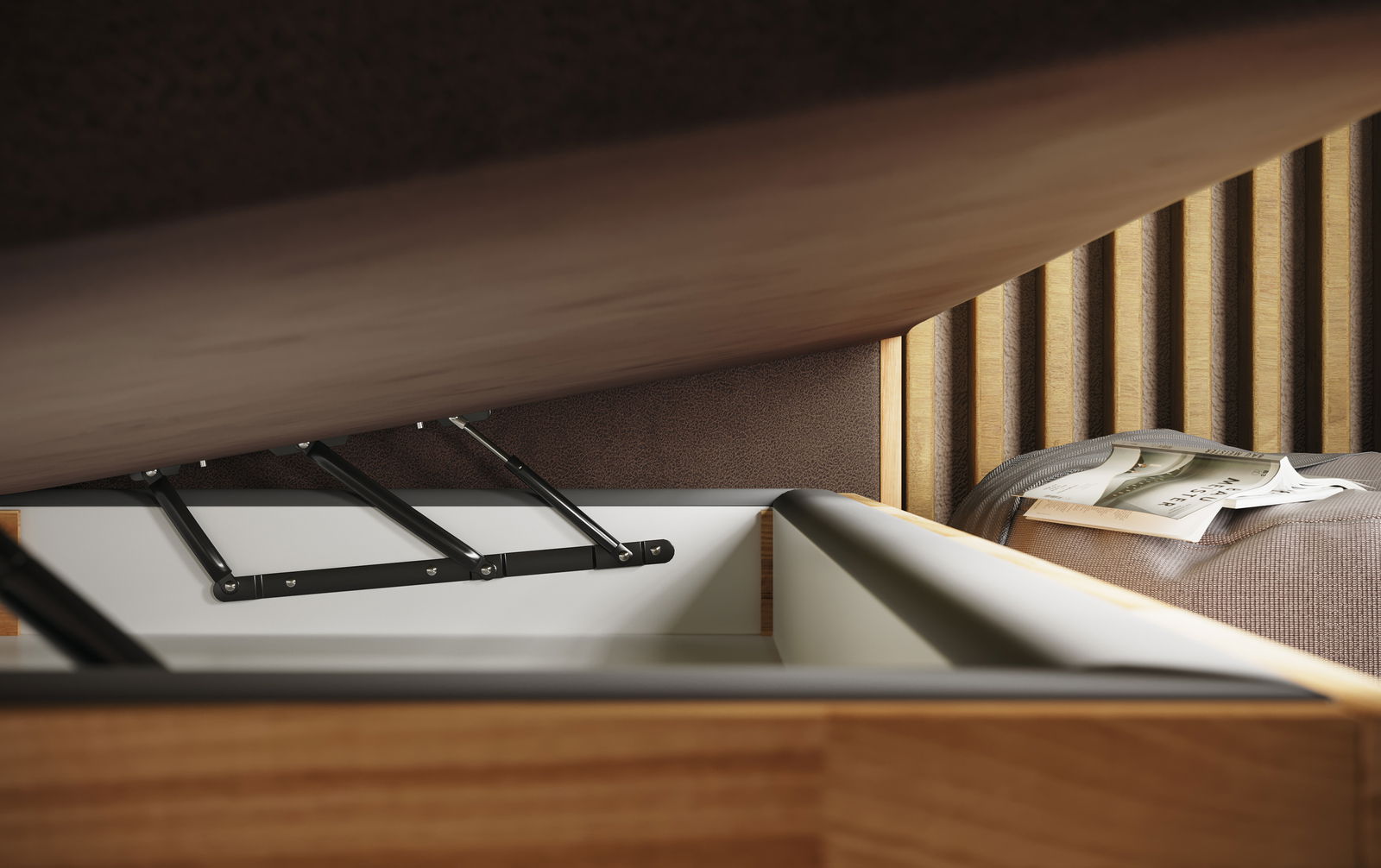 Nahaufnahme eines geöffneten Boxspringbetts mit Stauraum, seitliche Perspektive