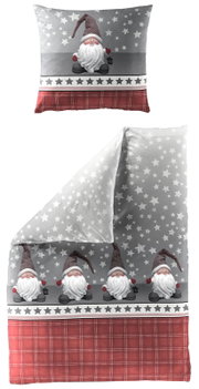 Bettwäsche-Set mit weihnachtlichem Design, bestehend aus einem Kissenbezug und einem Deckenbezug, verziert mit niedlichen Weihnachtswichteln und Sternen auf grauem Hintergrund, kombiniert mit einem rot karierten Muster. Ansicht von oben.