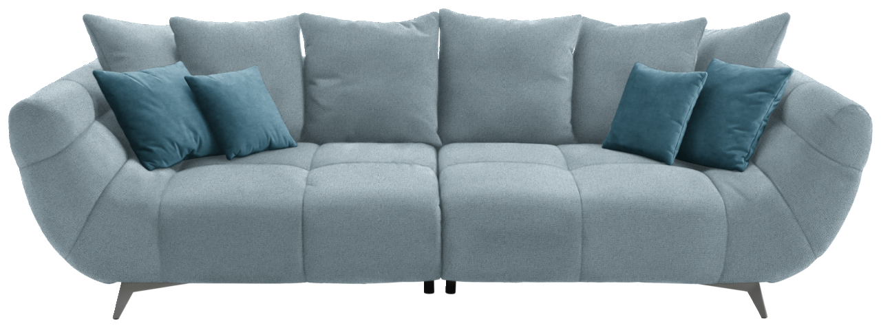 Hom´in Big Sofa FELLINI II. Frontale Ansicht eines großen, modernen Sofas in hellblauem Stoff mit mehreren blauen Kissen.