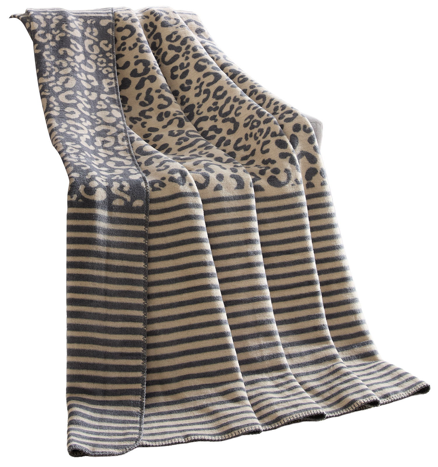 Wohndecke 150x200cm mit Leoparden- und Streifenmuster, seitliche Perspektive