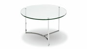 Runder Couchtisch mit Glasplatte und verchromtem Metallgestell, seitliche Perspektive