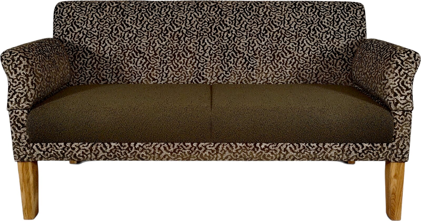 Gemustertes Zweisitzer-Sofa in Braun und Beige mit Holzbeinen, Frontansicht auf weißem Hintergrund