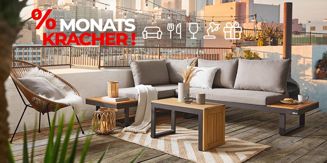 Moderne Lounge auf Dachterrasse mit Stadtblick, Monatskracher-Angebot für Möbel und Wohnaccessoires