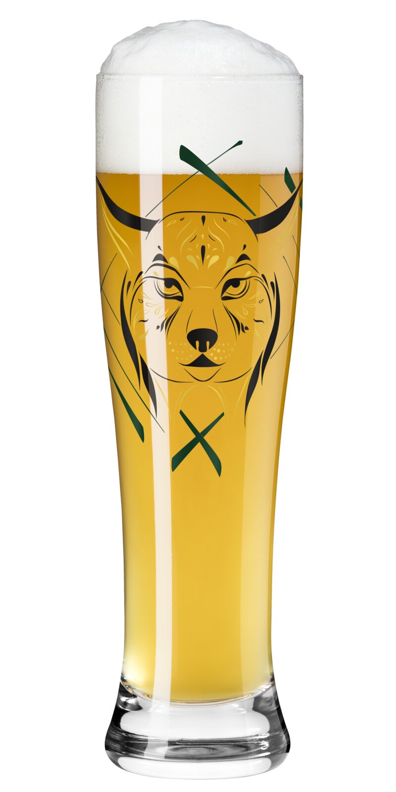 Vooraanzicht van een hoog, slank bierglas gevuld met goudkleurig bier met schuimkraag, met een illustratie van een lynxkop en groene accenten op het glas.